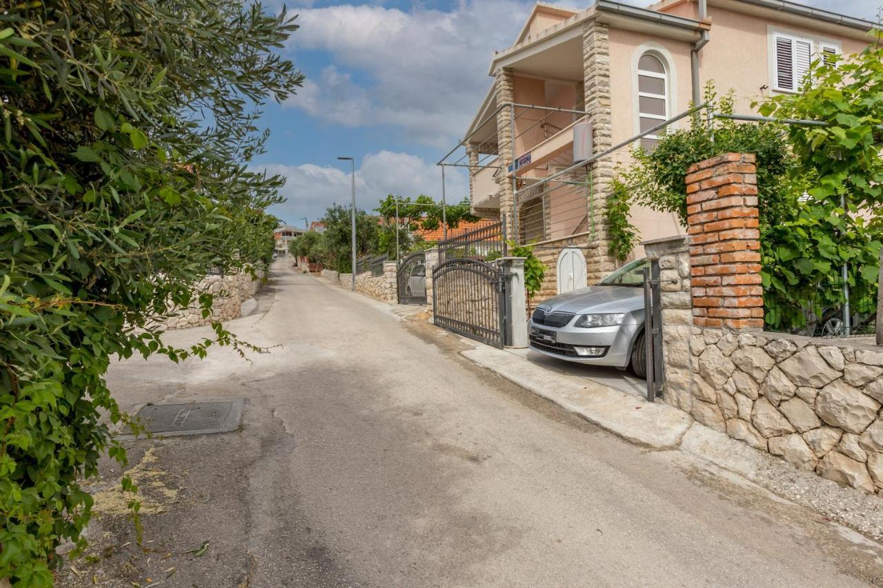 Apartmani Prkacin Traù Esterno foto