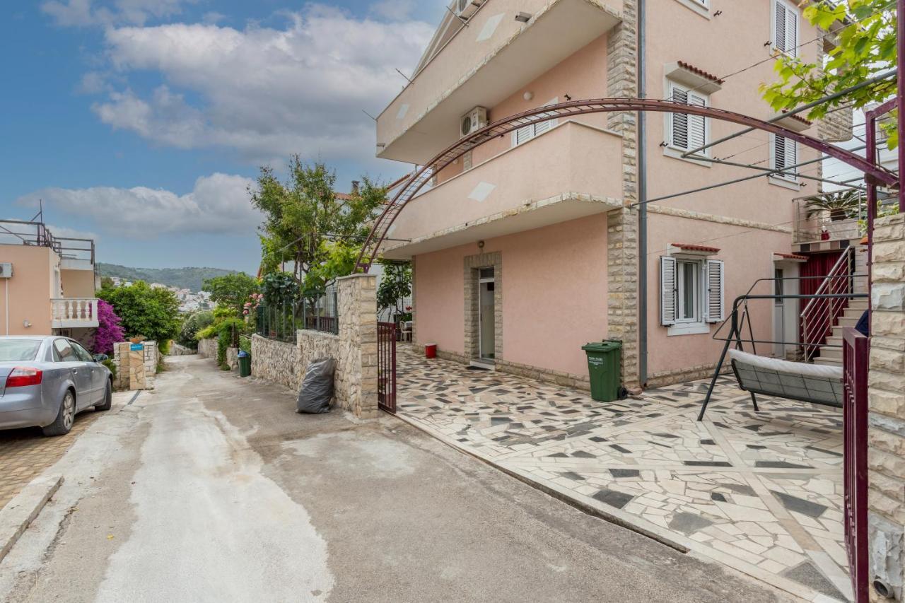 Apartmani Prkacin Traù Esterno foto