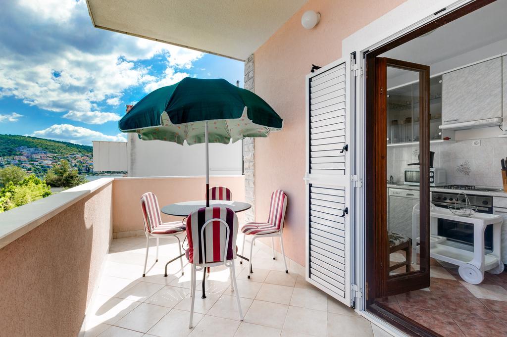Apartmani Prkacin Traù Esterno foto