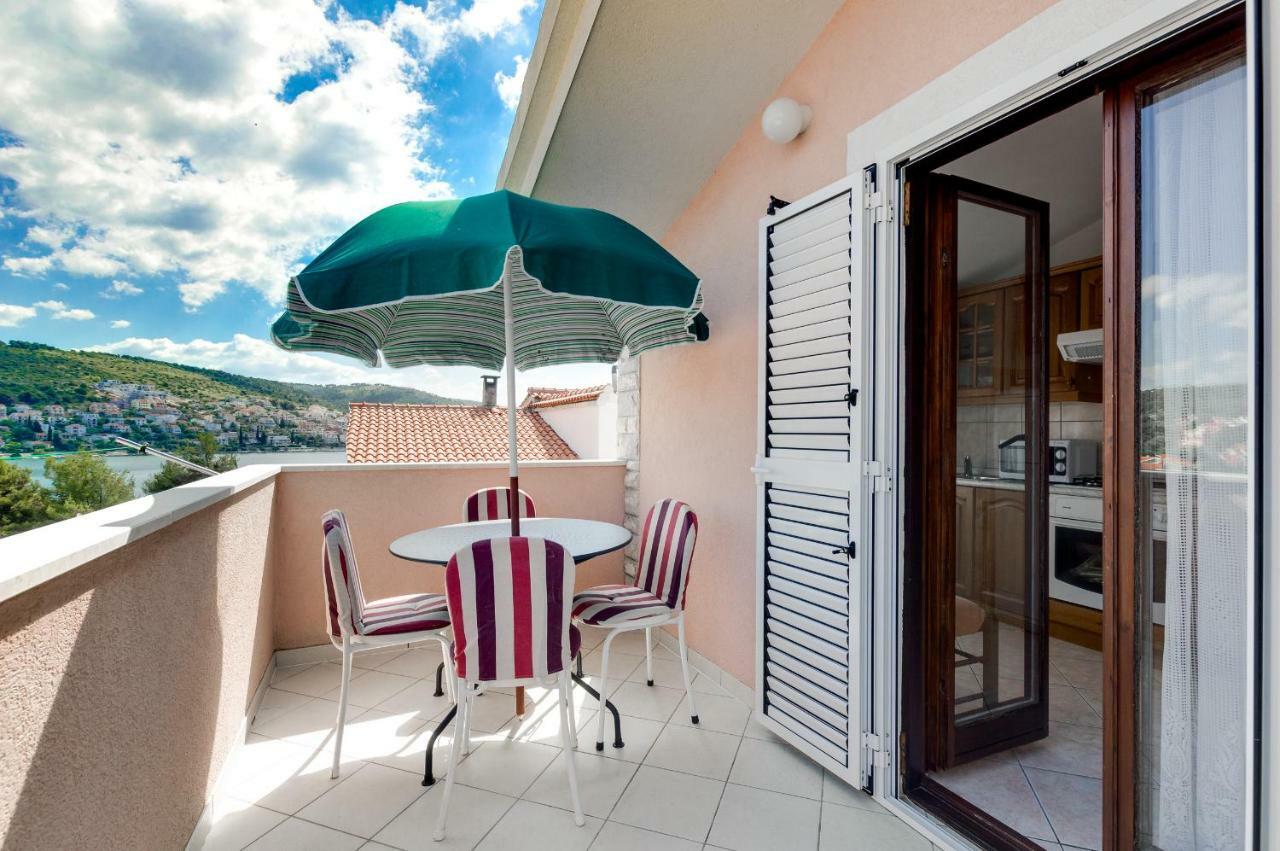 Apartmani Prkacin Traù Esterno foto